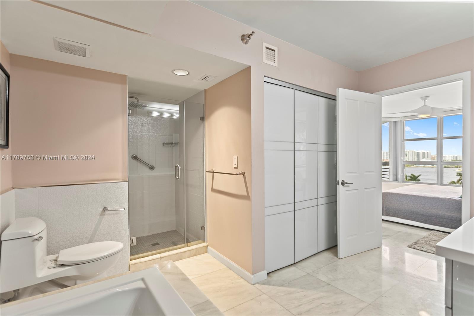 19101 NE 36th Ct # 902