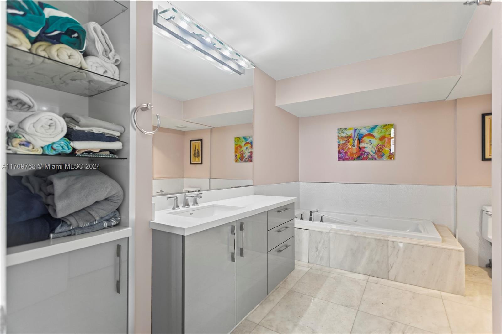 19101 NE 36th Ct # 902