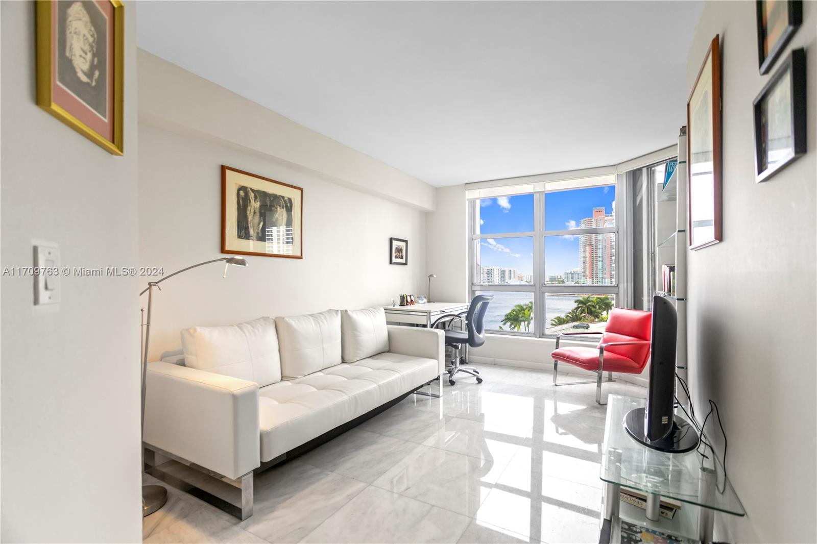 19101 NE 36th Ct # 902