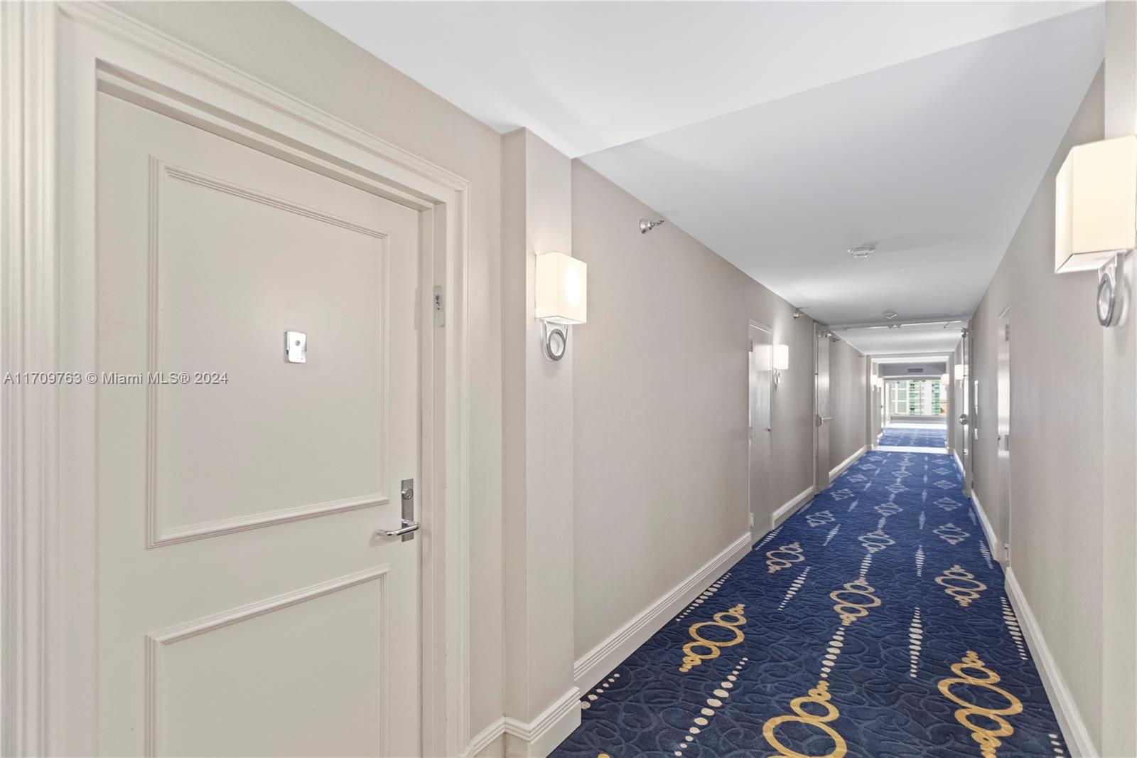 19101 NE 36th Ct # 902