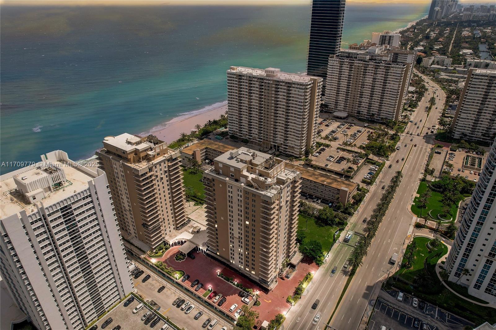 1912 S Ocean Dr # 17A