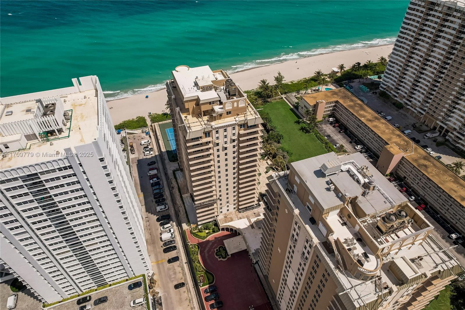 1912 S Ocean Dr # 17A