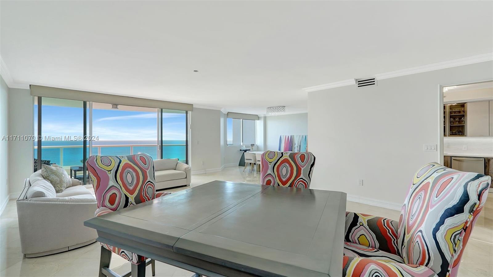 20201 E Country Club Dr Unit: PH2702