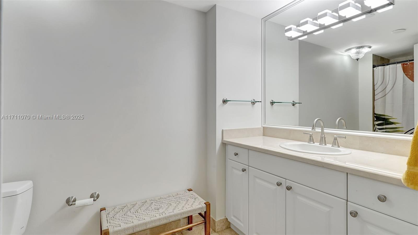 20201 E Country Club Dr Unit: PH2702