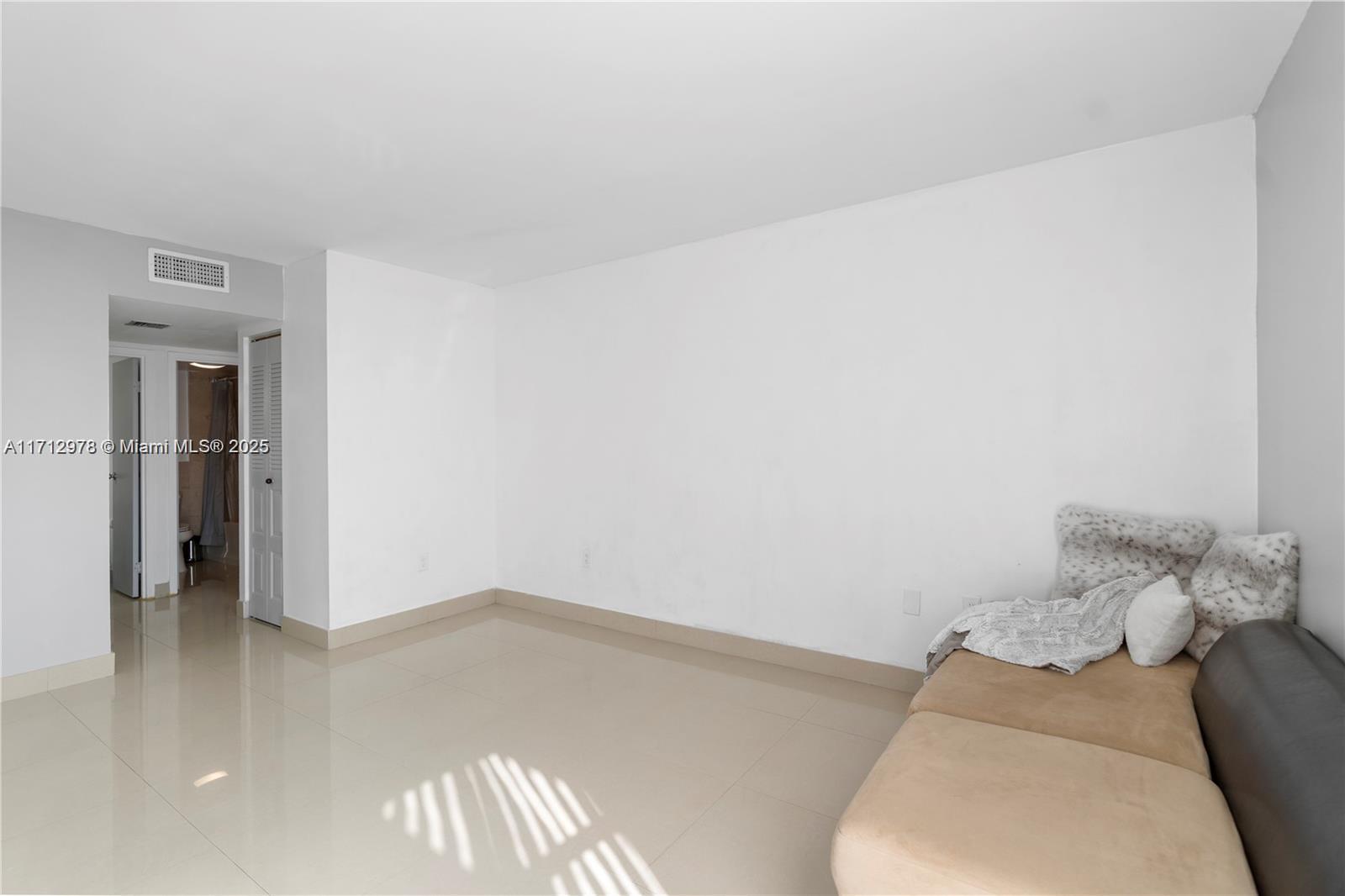 3675 N Country Club Dr # 105