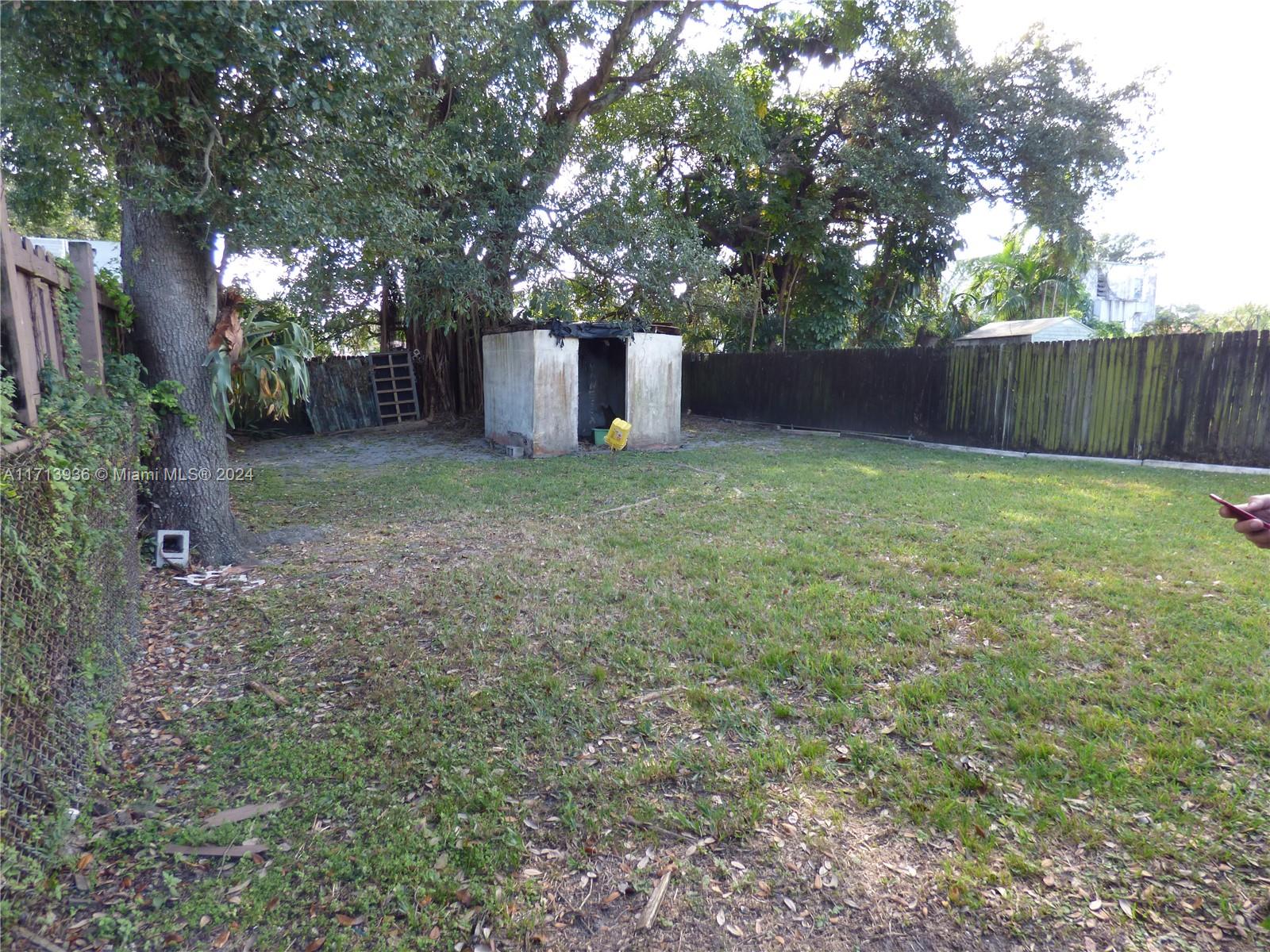 2740 NW 50th St
