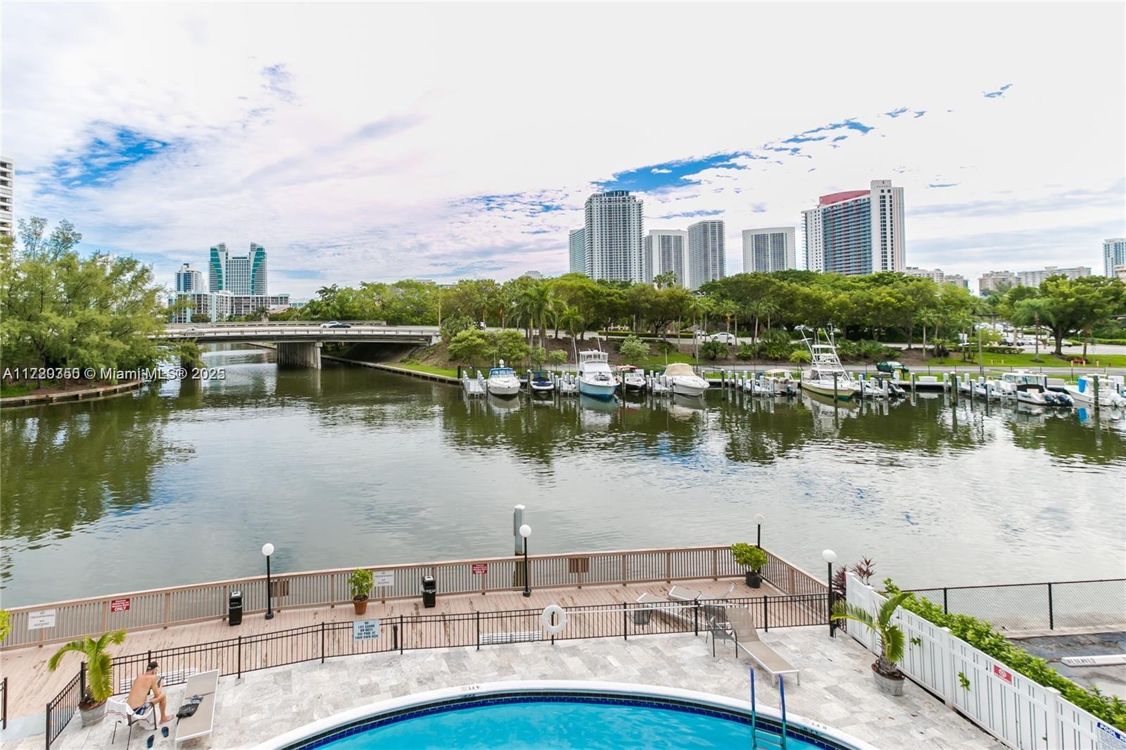 200 Diplomat Pkwy # 425
