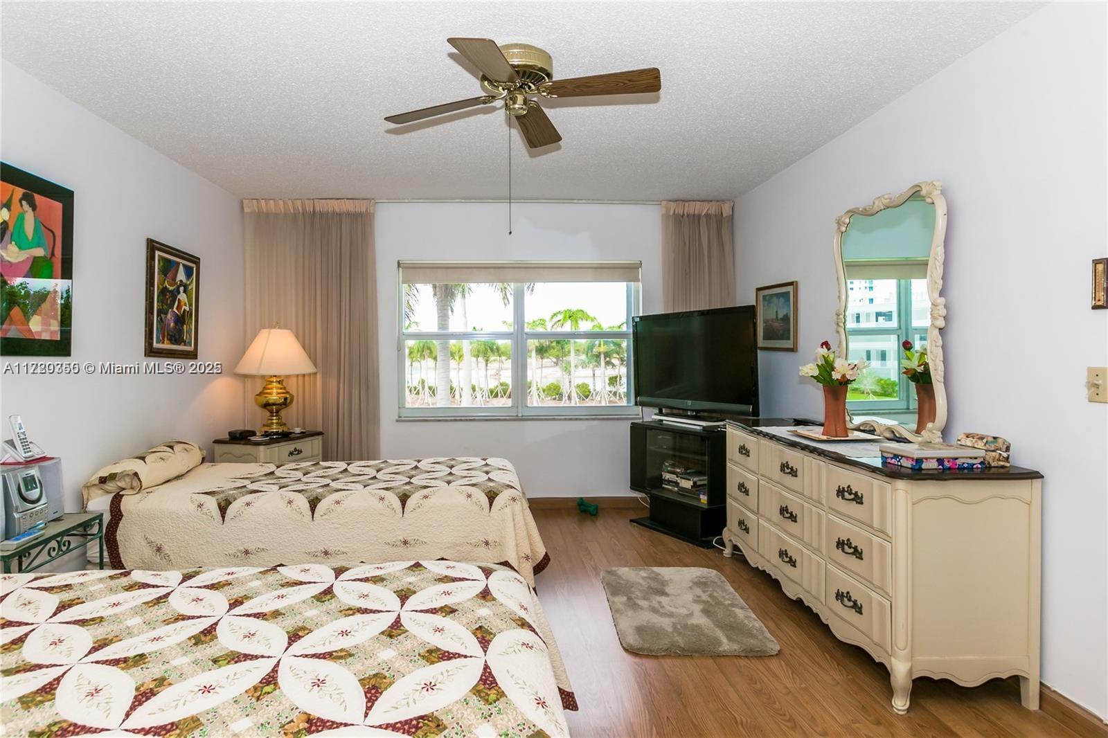 200 Diplomat Pkwy # 425