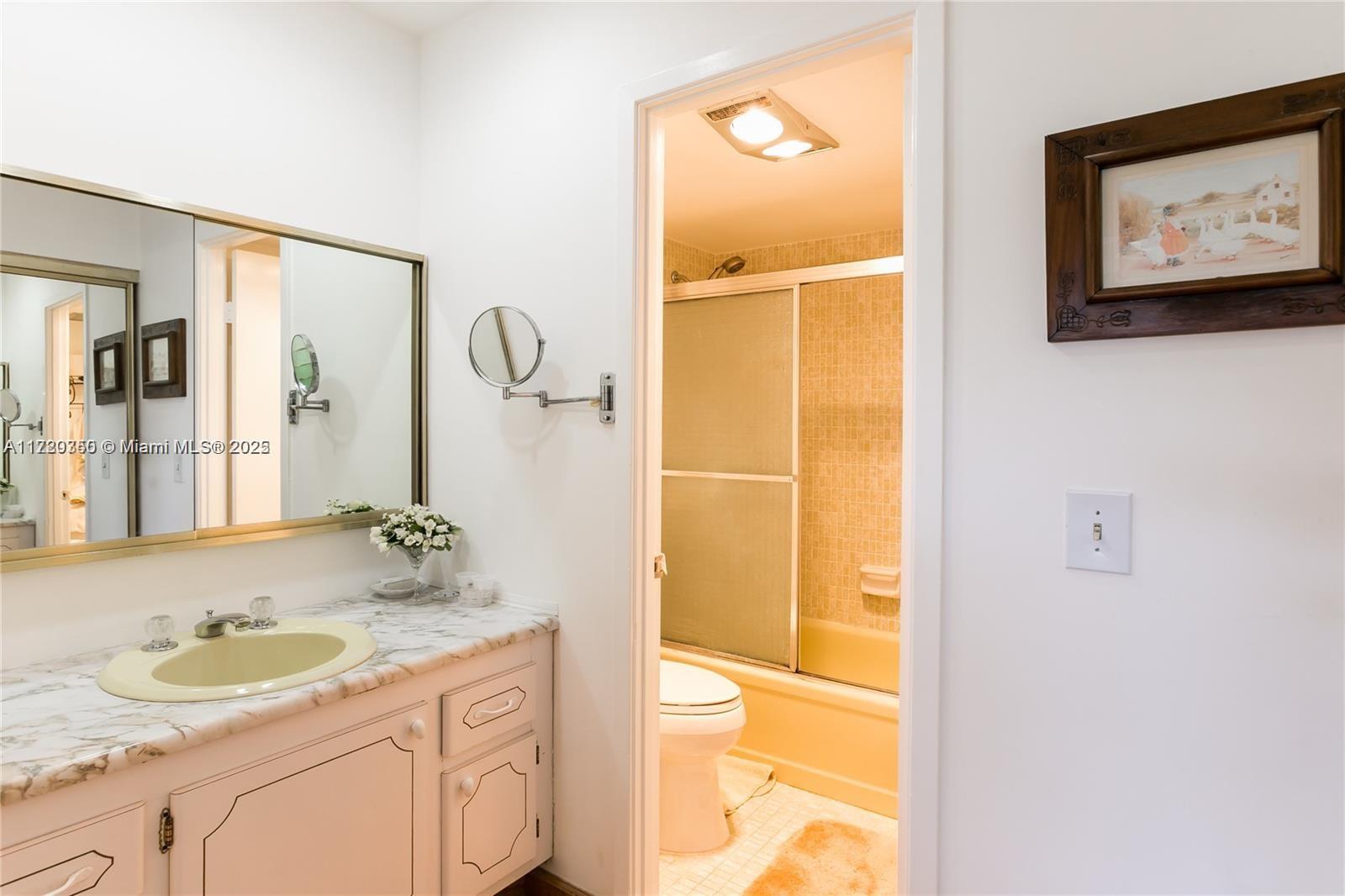 200 Diplomat Pkwy # 425