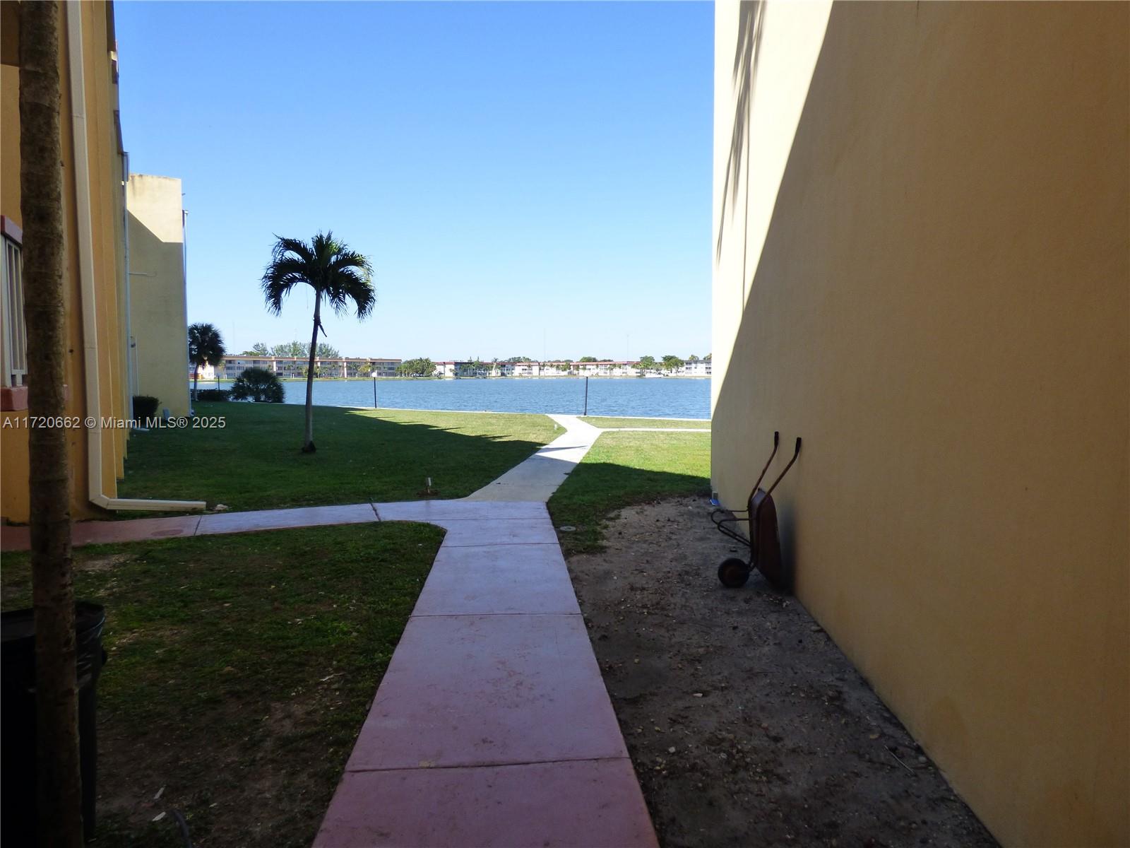 1551 NE Miami Gardens Dr Unit: 233