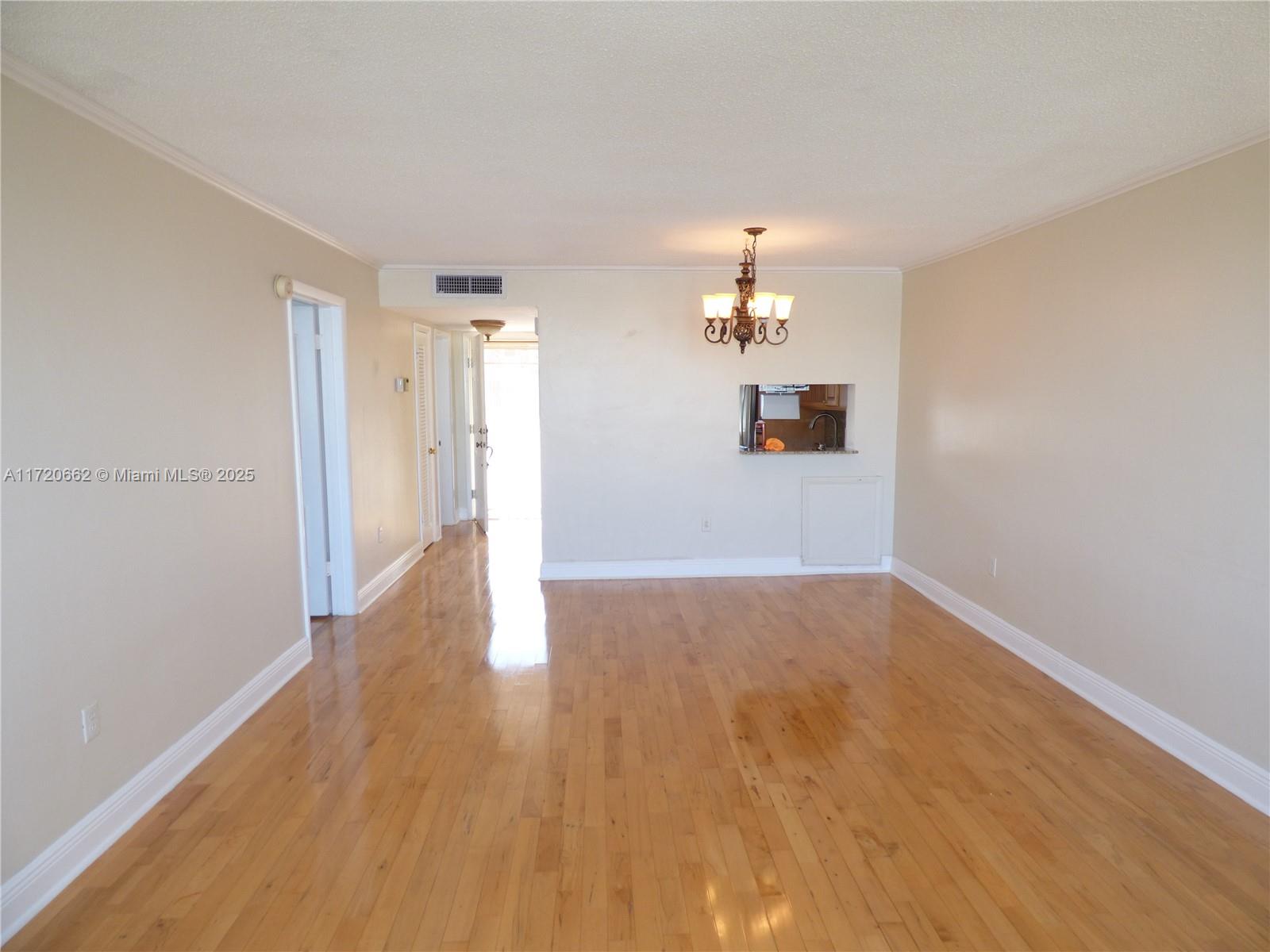 1551 NE Miami Gardens Dr Unit: 233