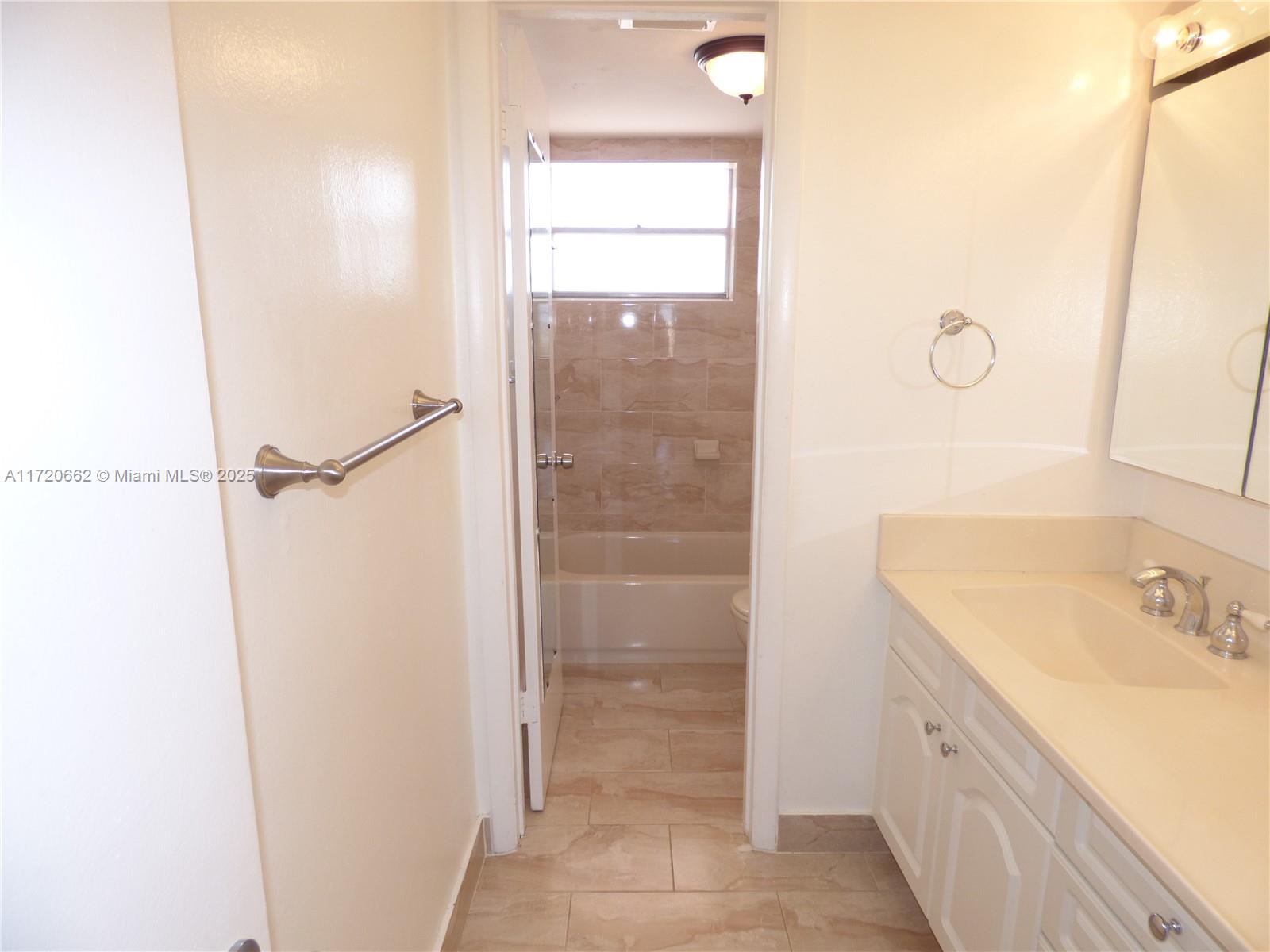 1551 NE Miami Gardens Dr Unit: 233