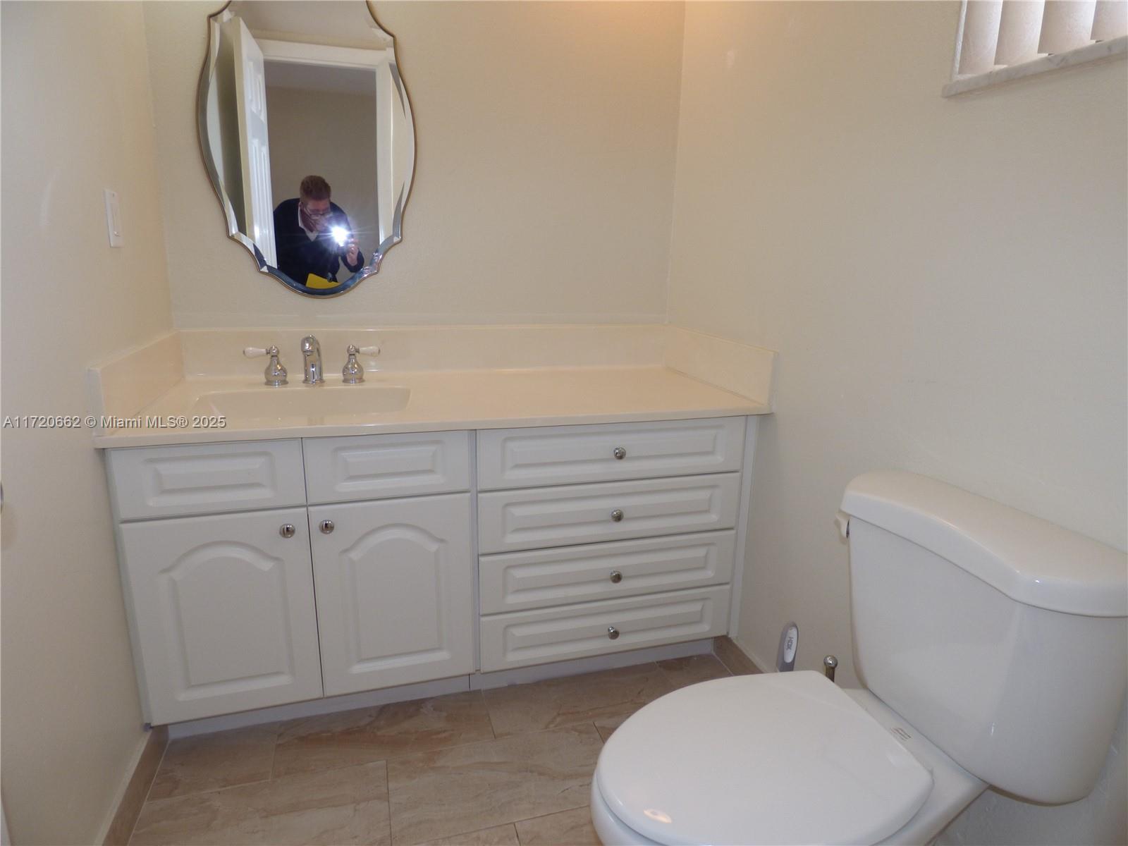 1551 NE Miami Gardens Dr Unit: 233