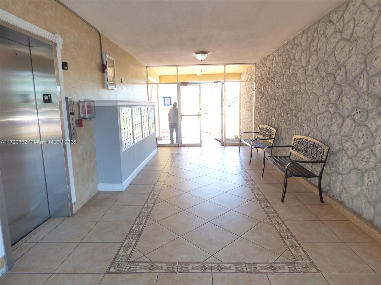 1551 NE Miami Gardens Dr Unit: 233