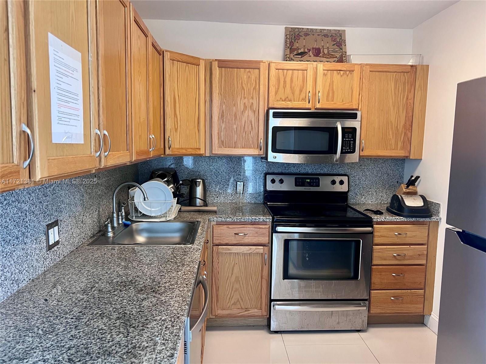 3625 N Country Club Dr # 504