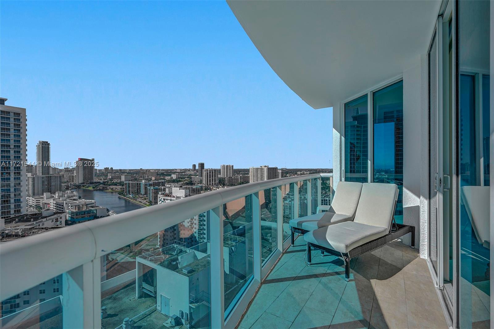 2711 S Ocean Dr # 2306
