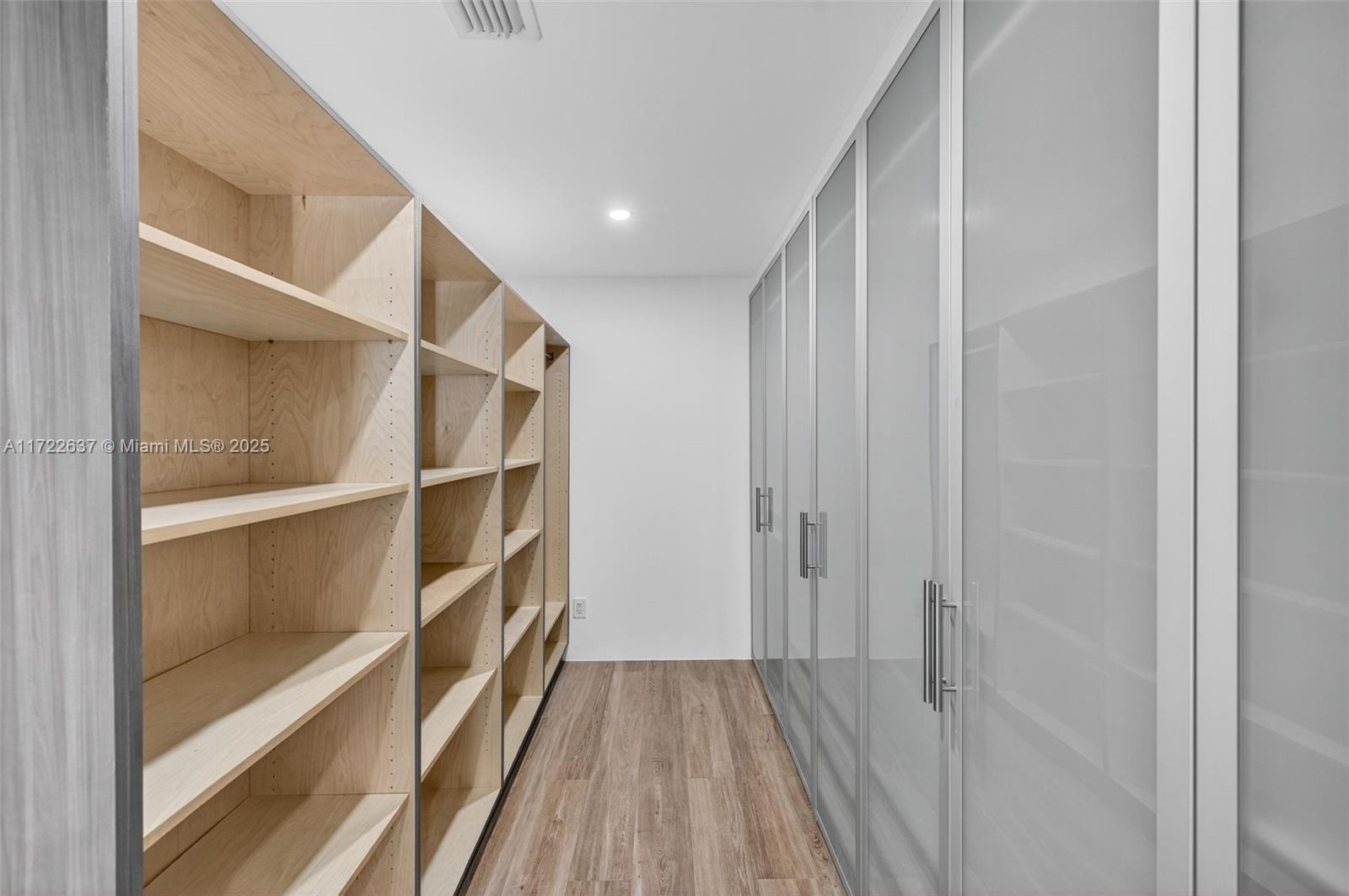 1511 SW 30th Pl