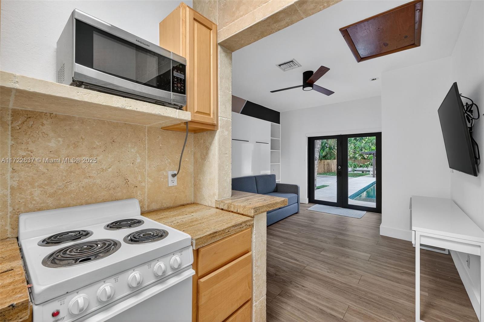 1511 SW 30th Pl