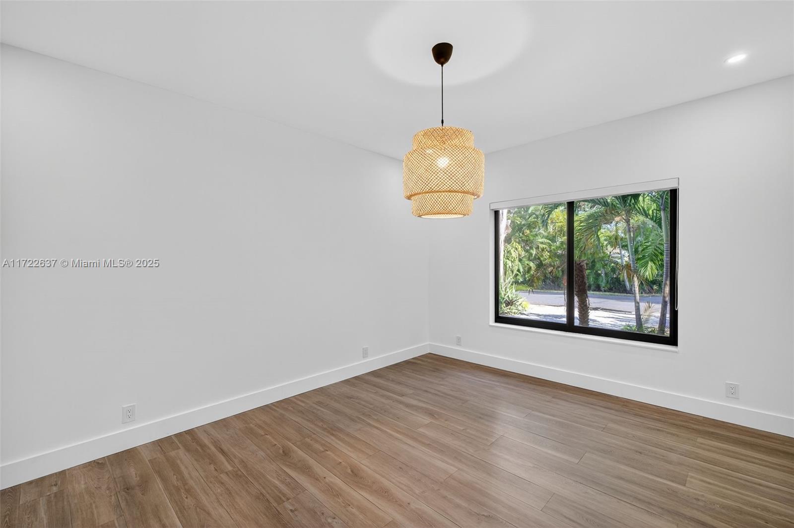 1511 SW 30th Pl