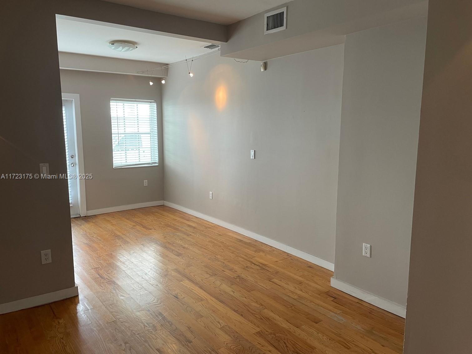 1215 Meridian Ave # 6