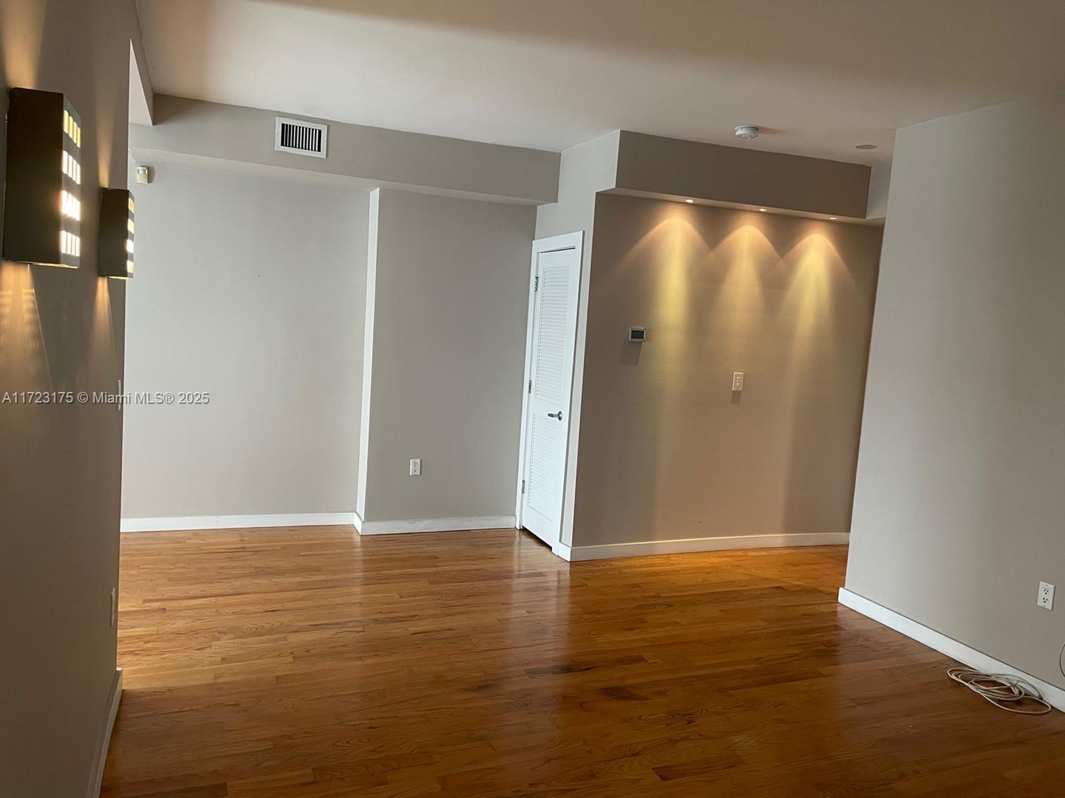 1215 Meridian Ave # 6