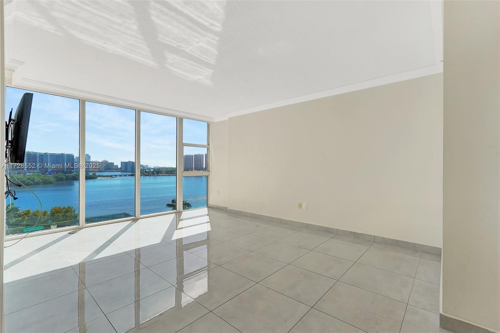 3370 Hidden Bay Dr # 910