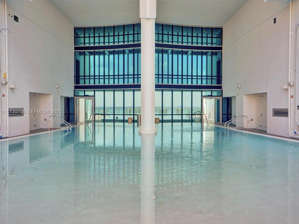 17121 Collins Ave # 3905