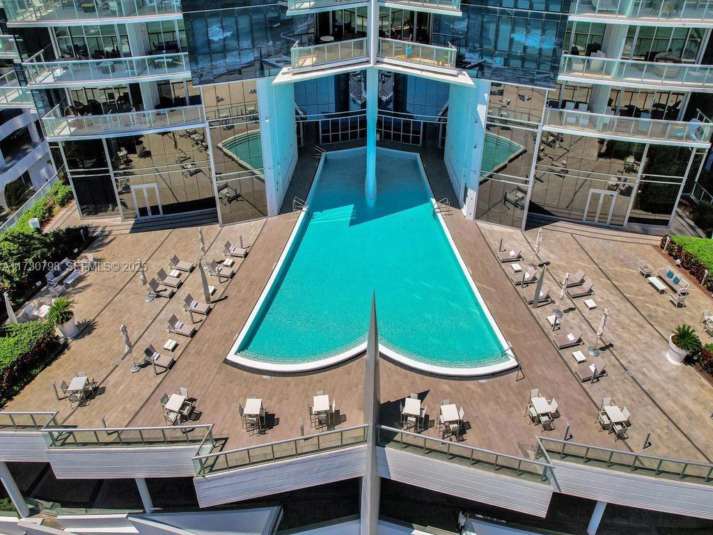 17121 Collins Ave # 3905