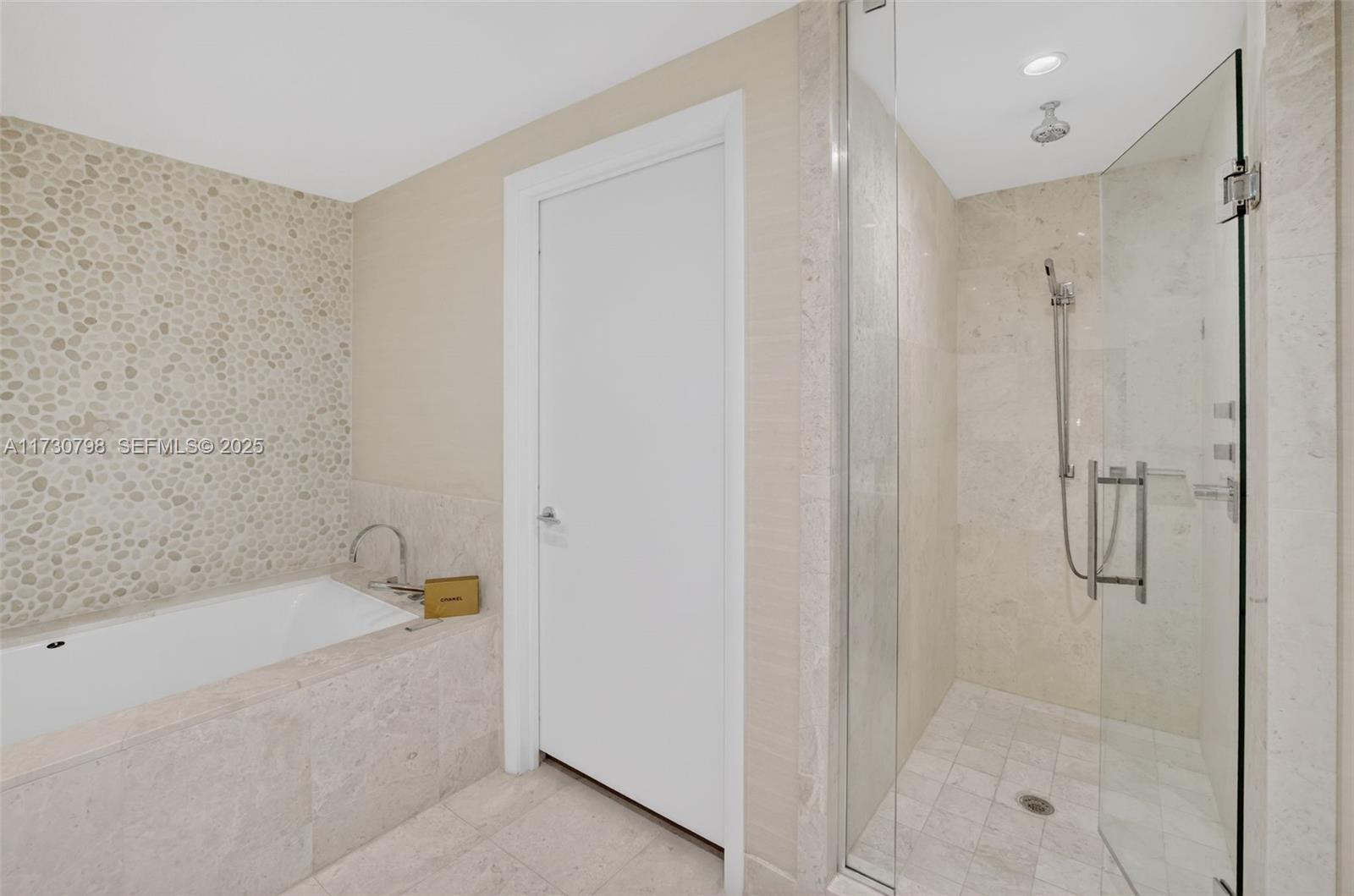 17121 Collins Ave # 3905