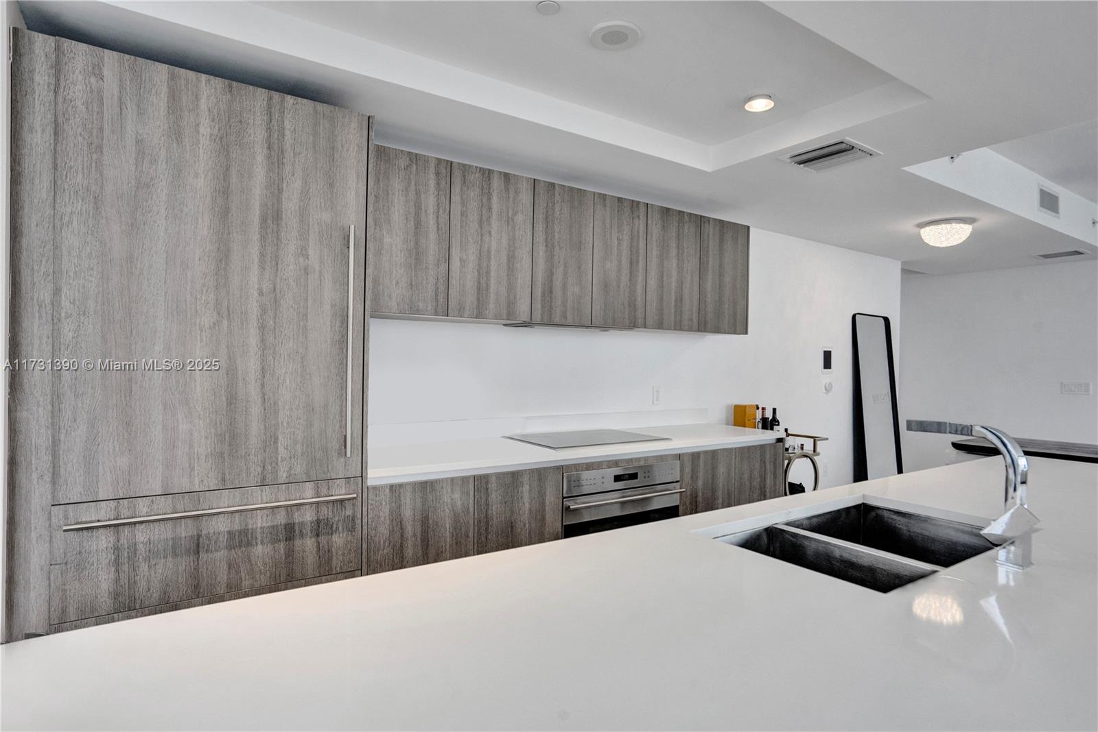 801 S Miami Ave Unit: 1801