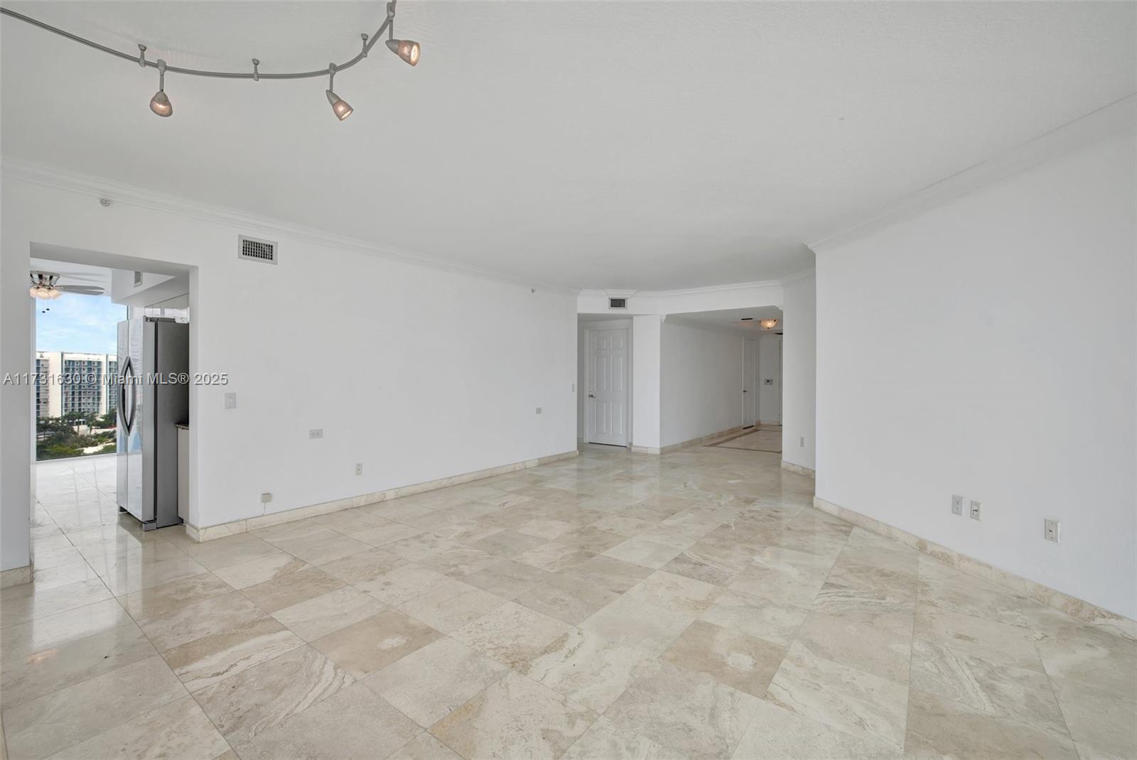 3370 Hidden Bay Dr # 1208