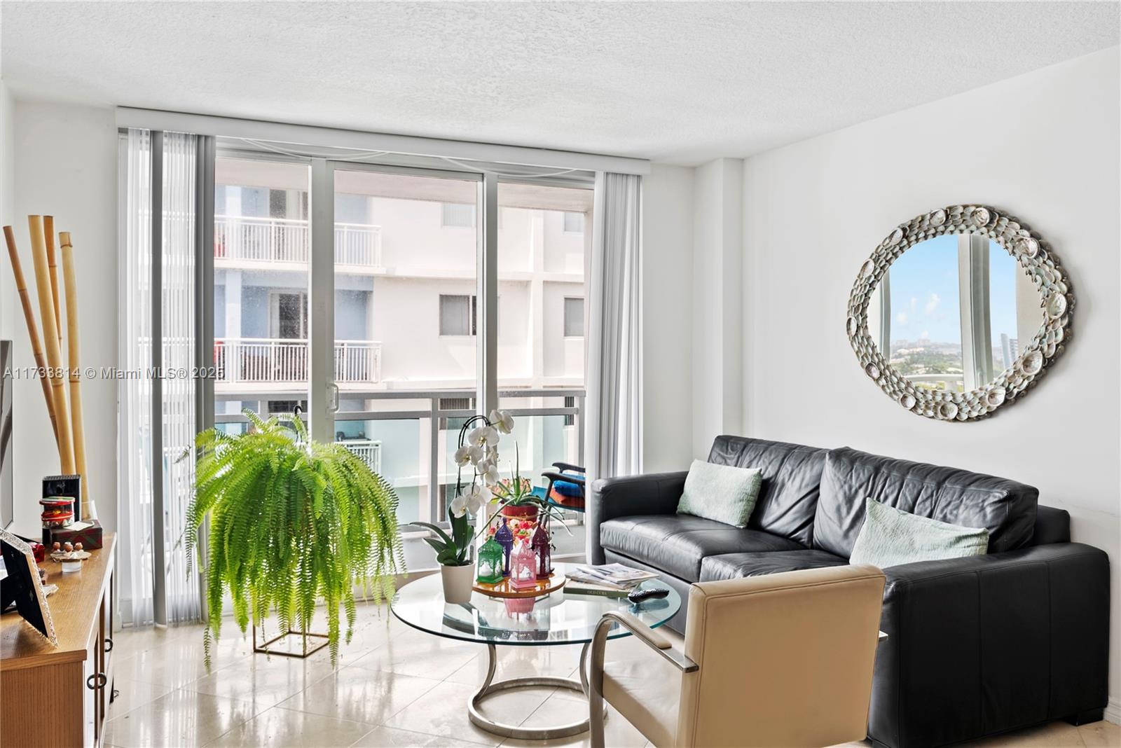 6917 Collins Ave # 1512