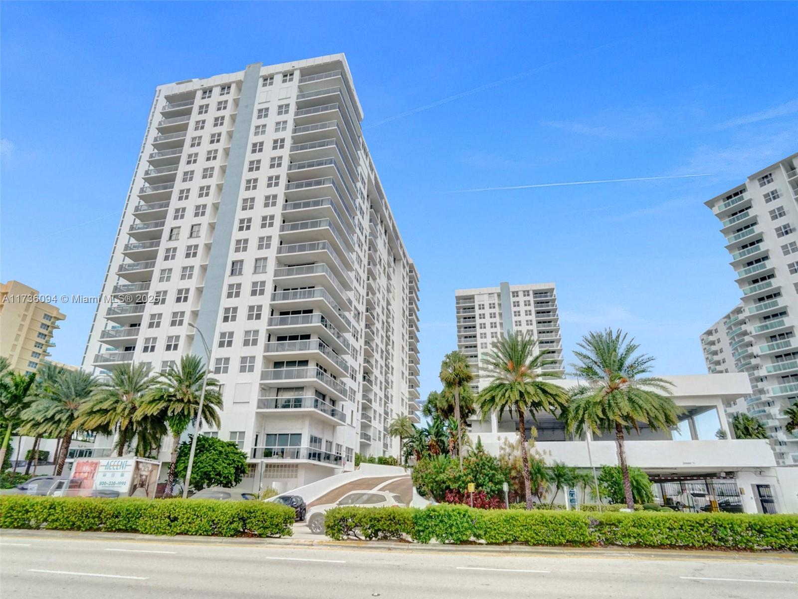 2751 S Ocean Dr # 908S