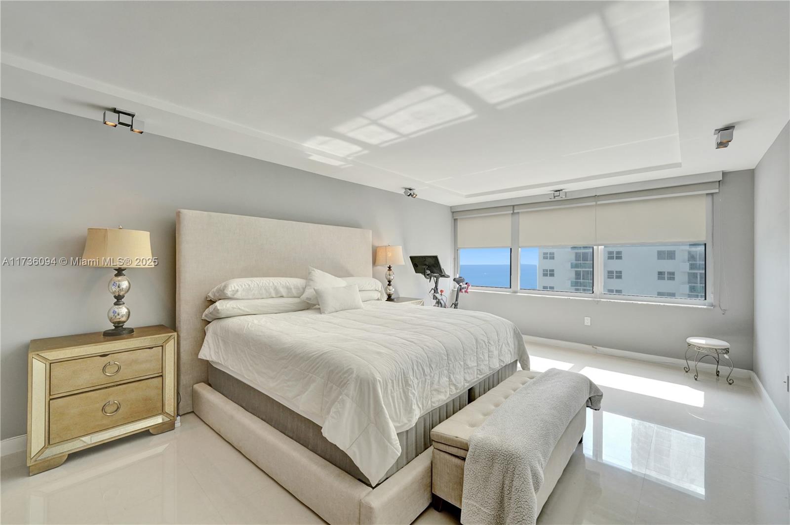 2751 S Ocean Dr # 908S