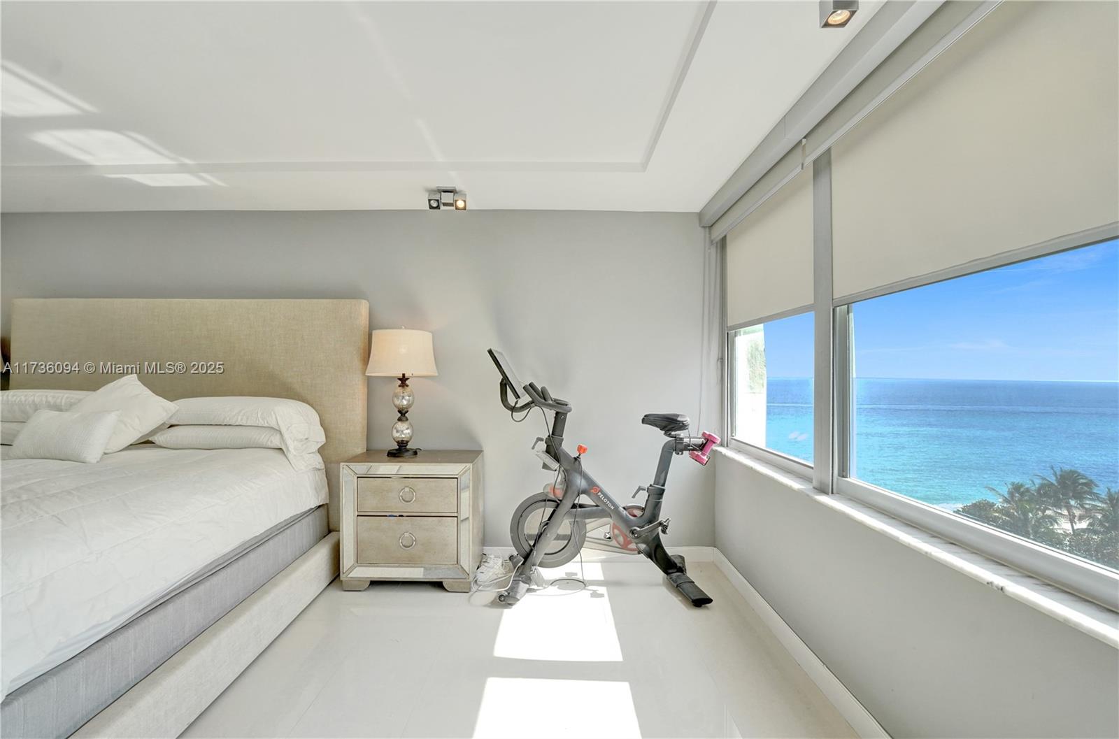 2751 S Ocean Dr # 908S