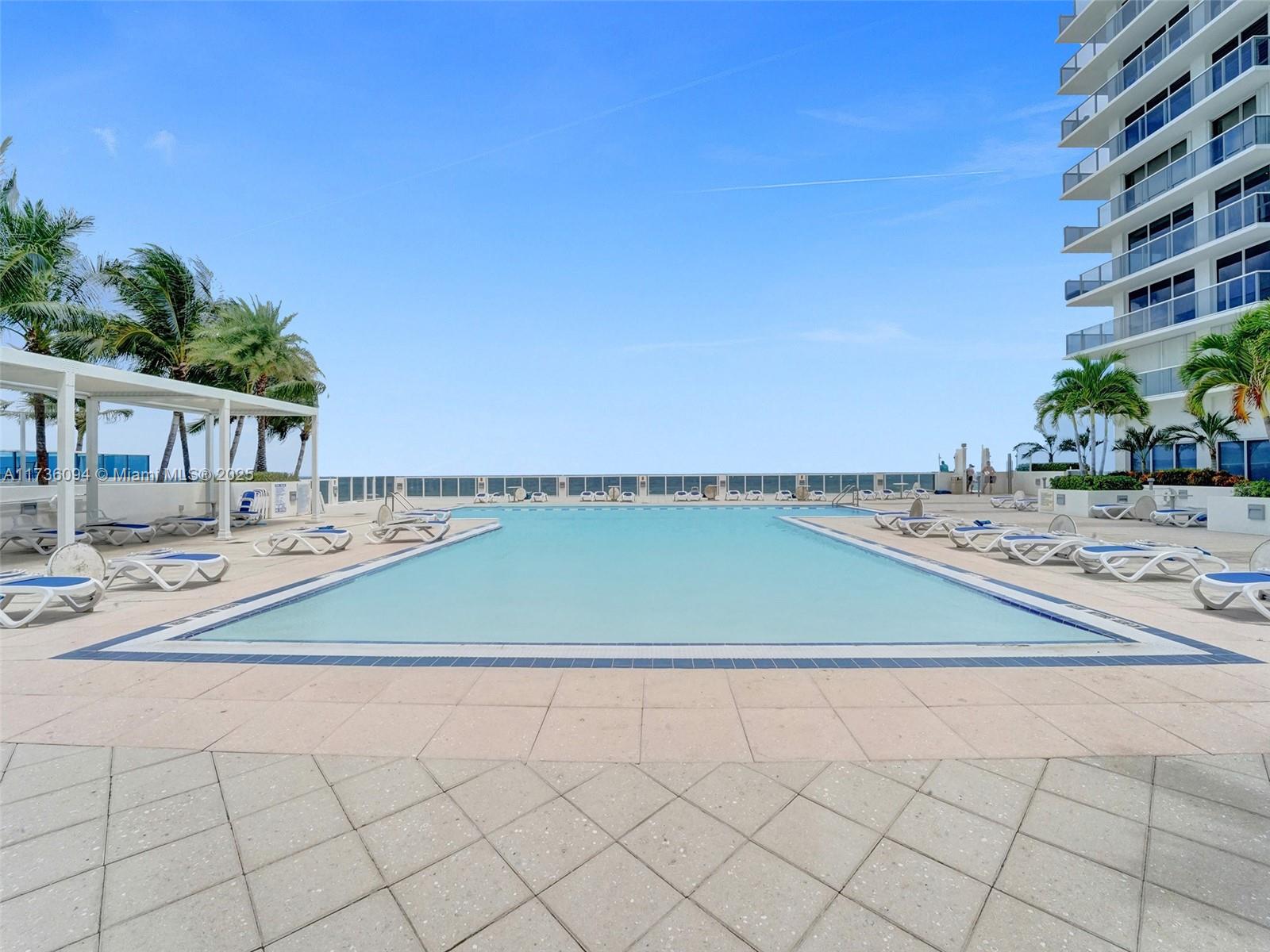 2751 S Ocean Dr # 908S