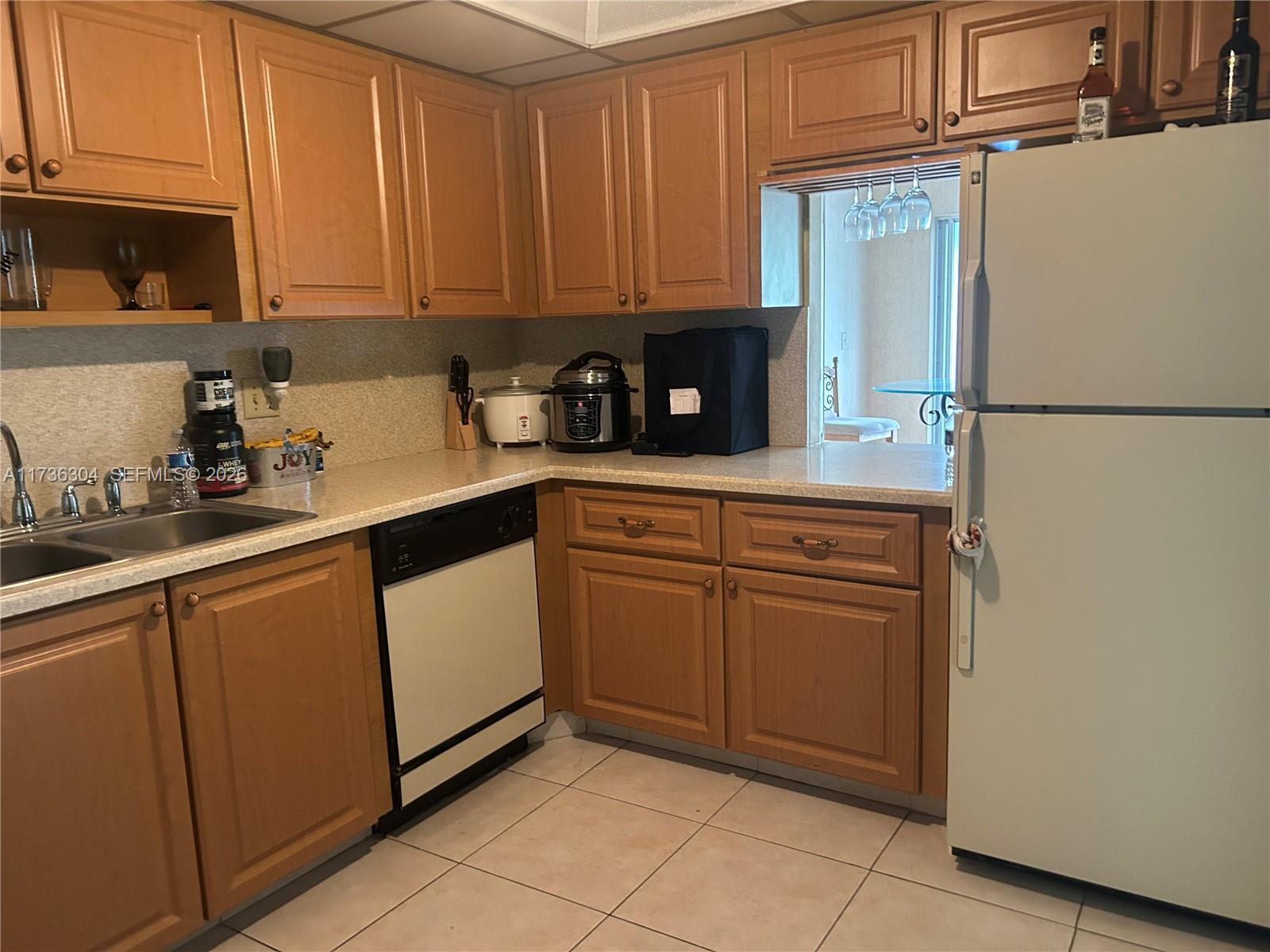 300 Diplomat pkwy # 310