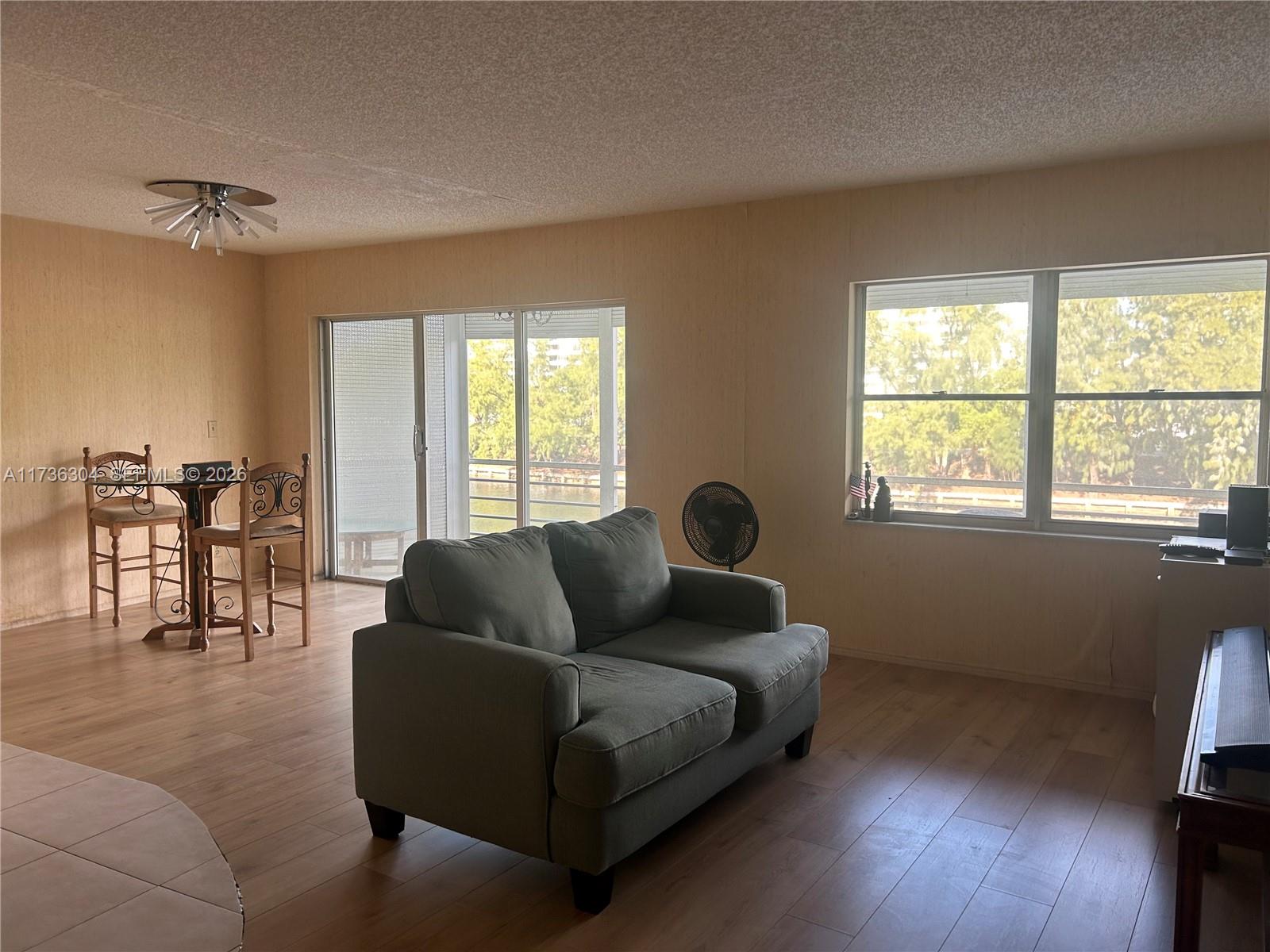 300 Diplomat pkwy # 310