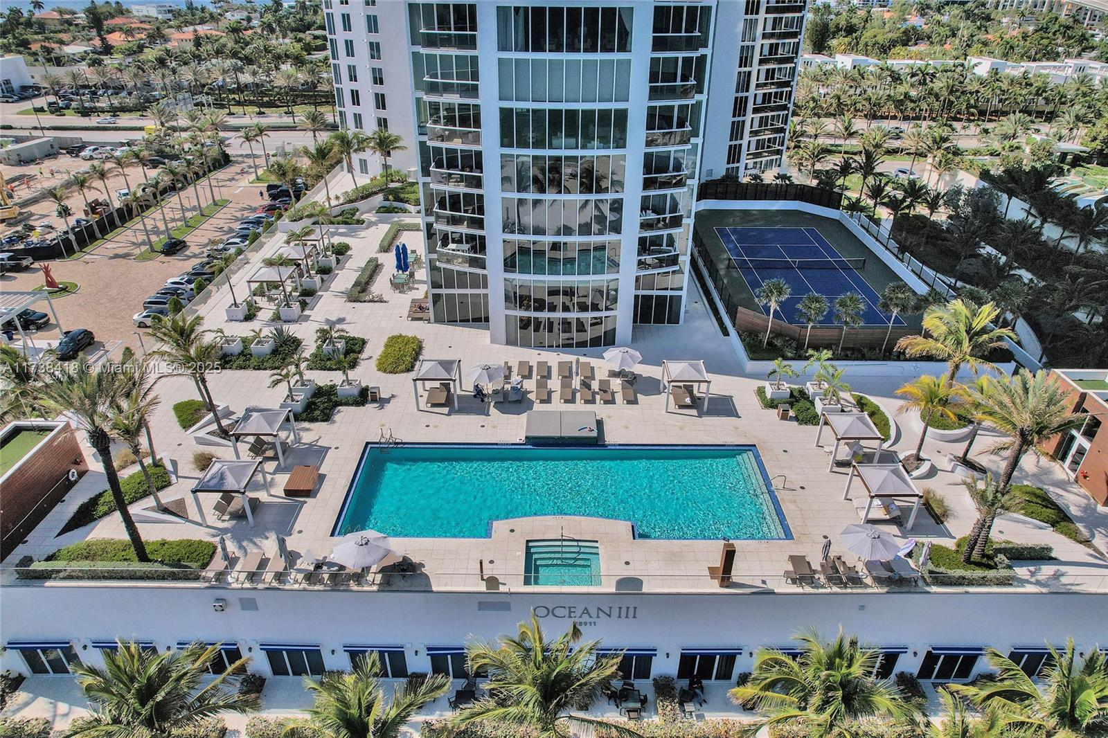 18911 Collins Ave # 3501