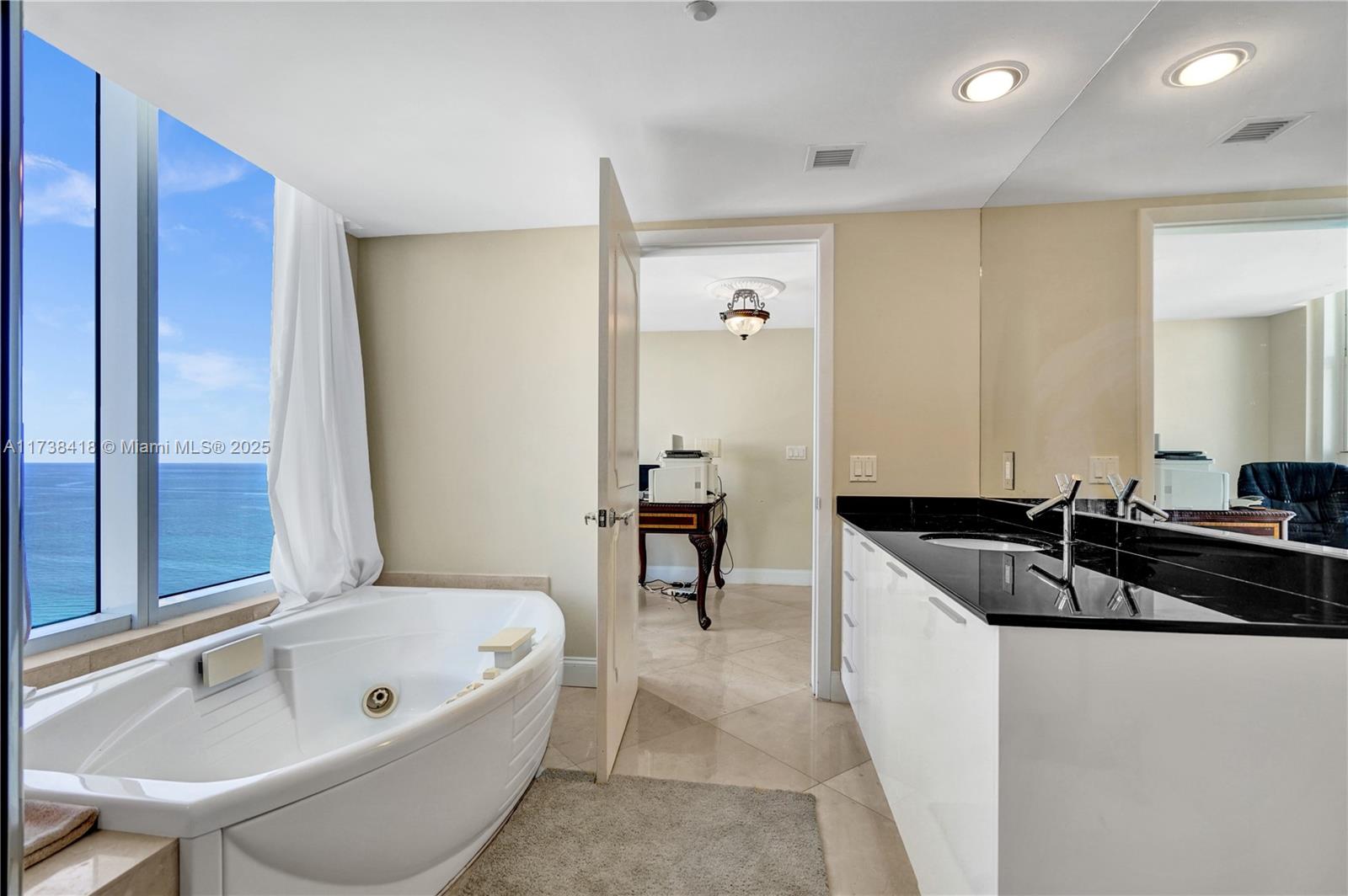 18911 Collins Ave # 3501