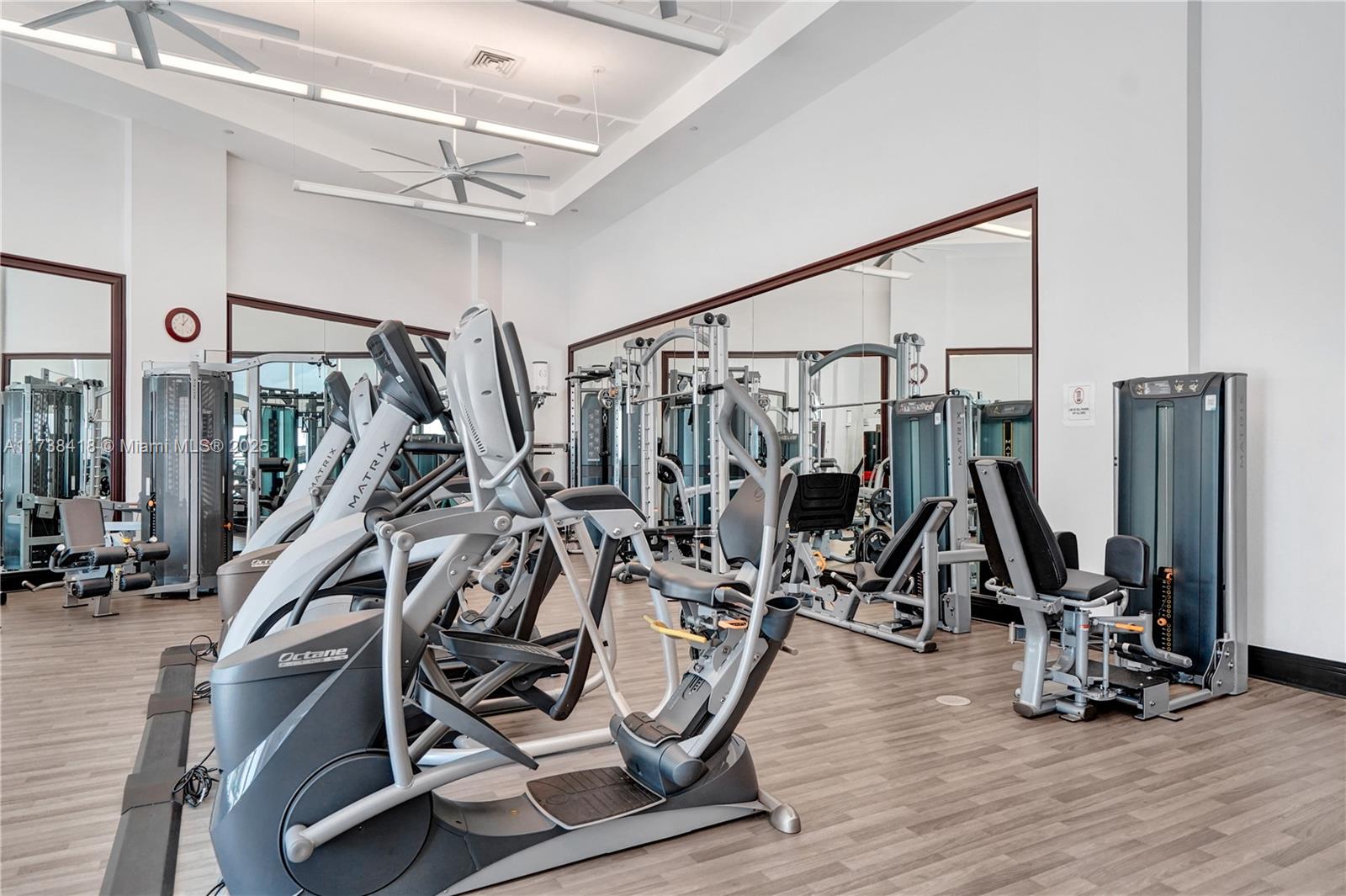 18911 Collins Ave # 3501