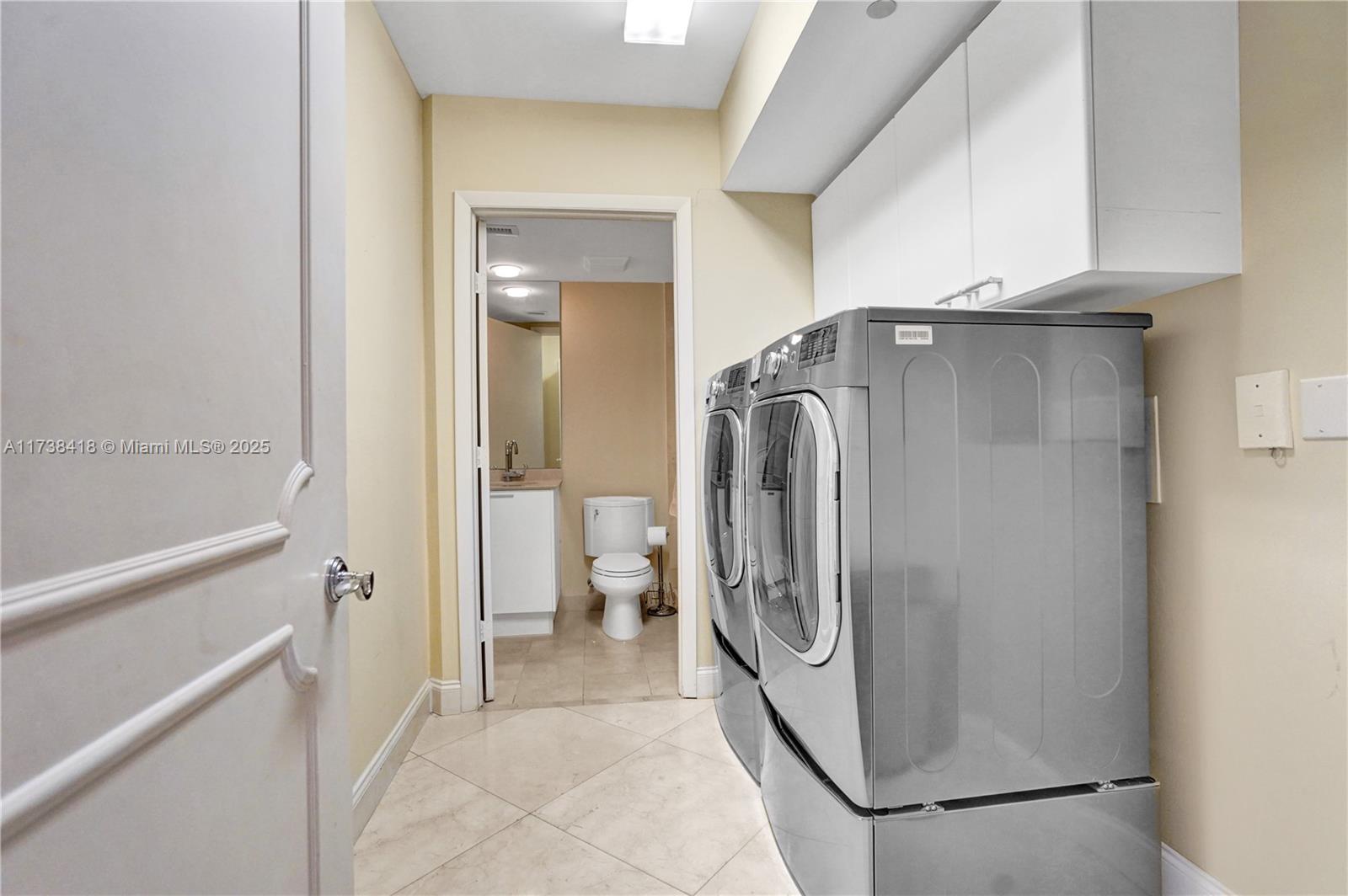 18911 Collins Ave # 3501