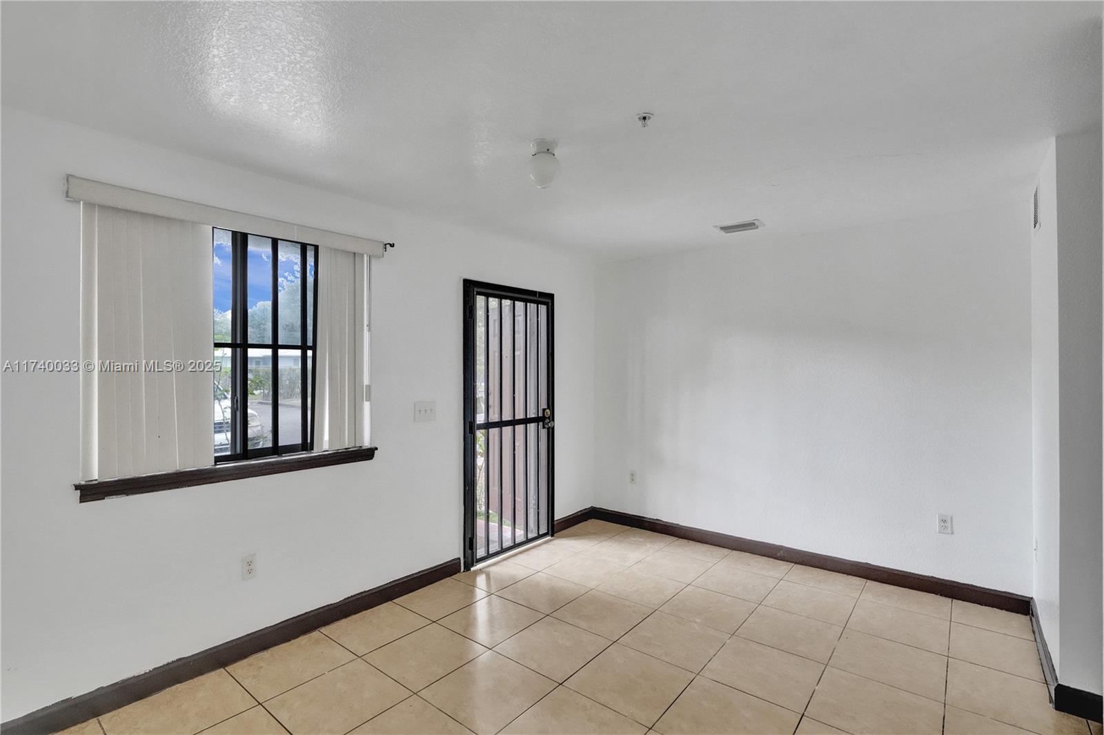 14078 NW 17th Ave # 14078, Opa-Locka Unit: 14078