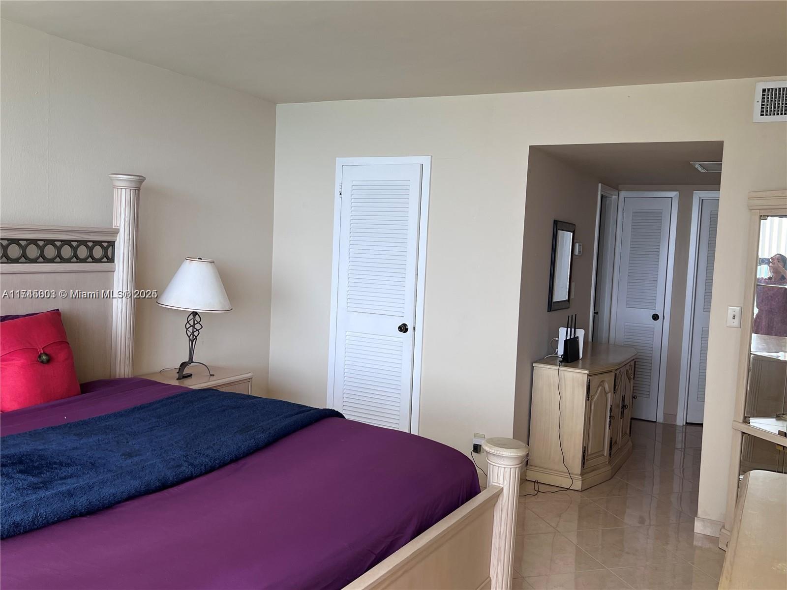 3140 S Ocean Dr # 2205