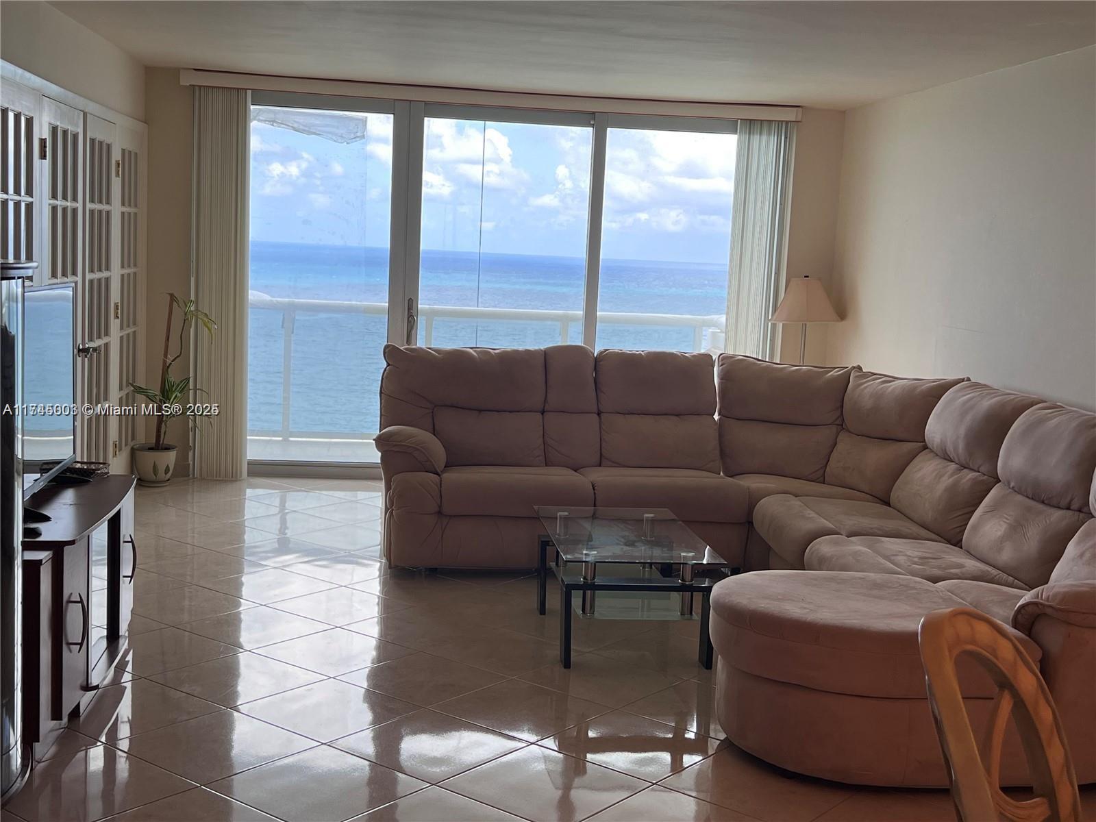 3140 S Ocean Dr # 2205