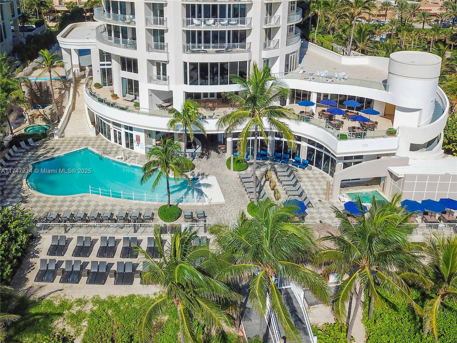 17375 Collins Ave # 1006