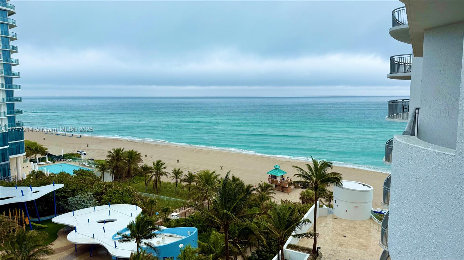 17375 Collins Ave # 1006