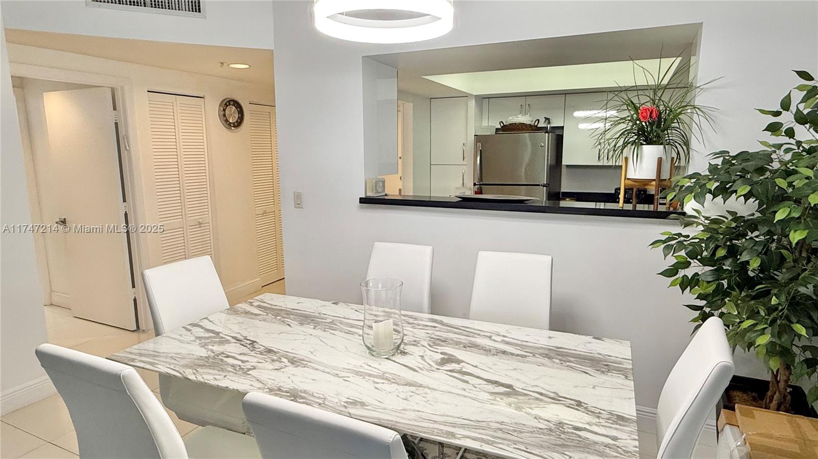 17375 Collins Ave # 1006