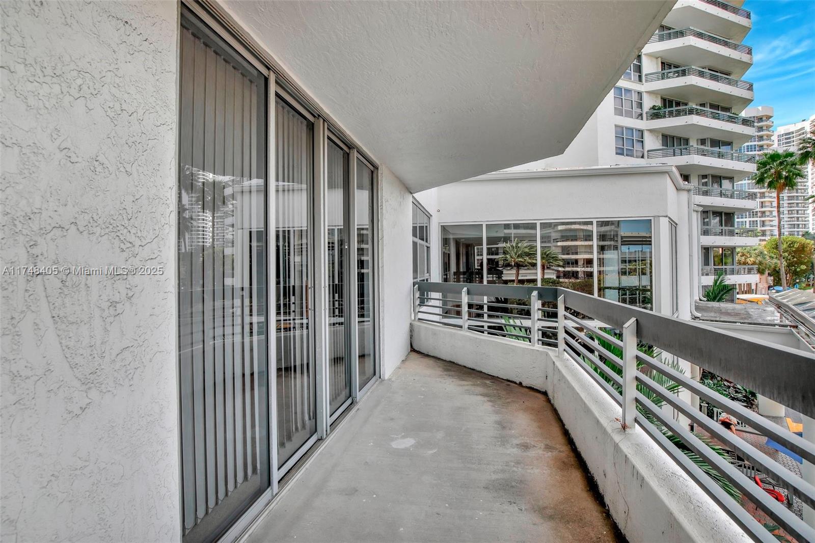 19101 NE 36th Ct # 307