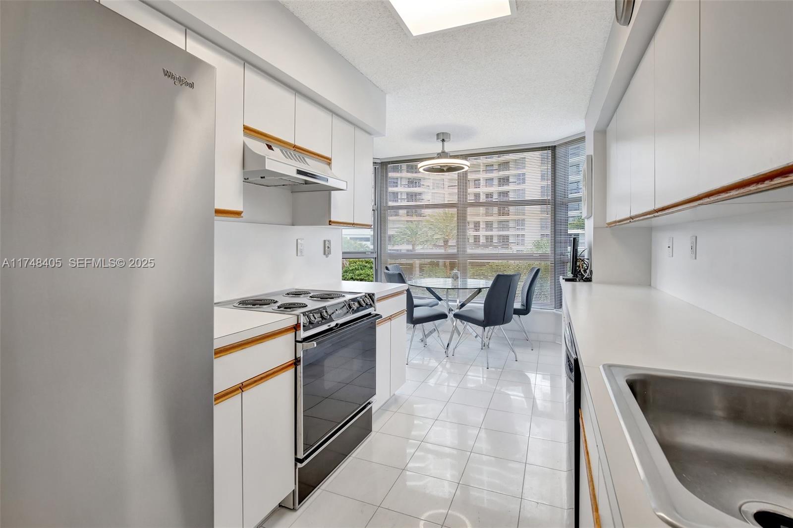 19101 NE 36th Ct # 307